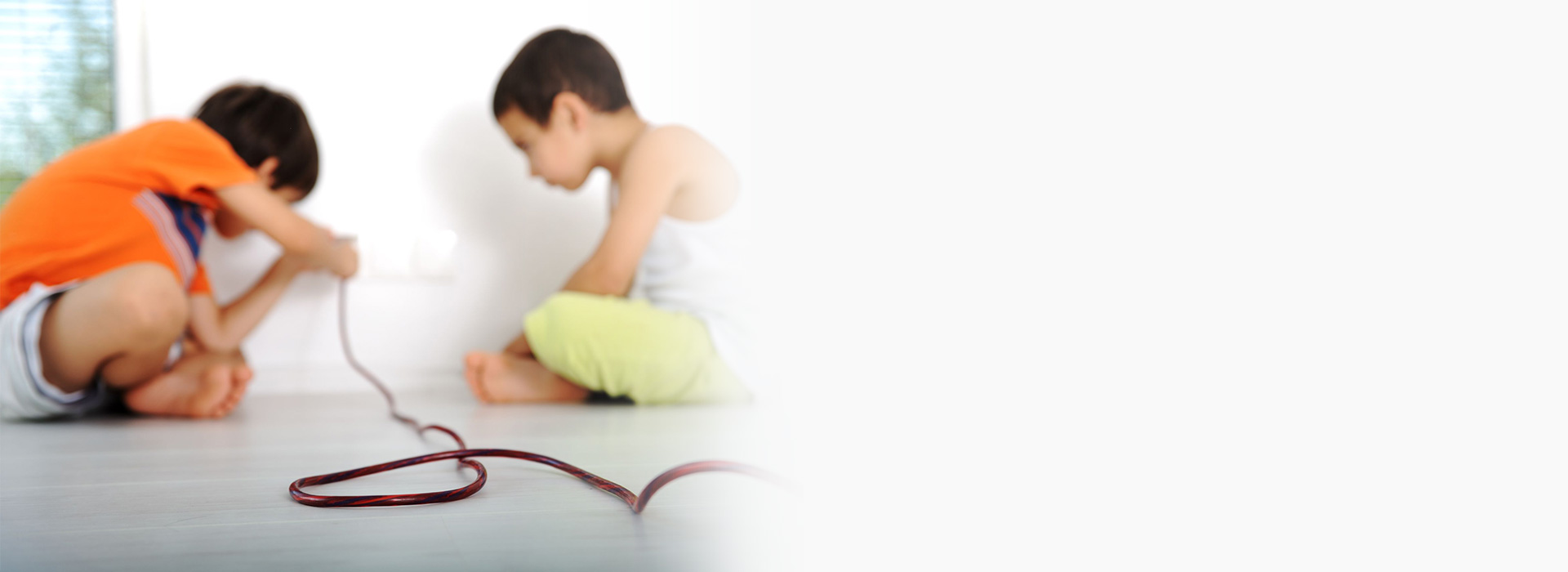 優選品質保障
 選用高端錫磷青銅插片，彈...