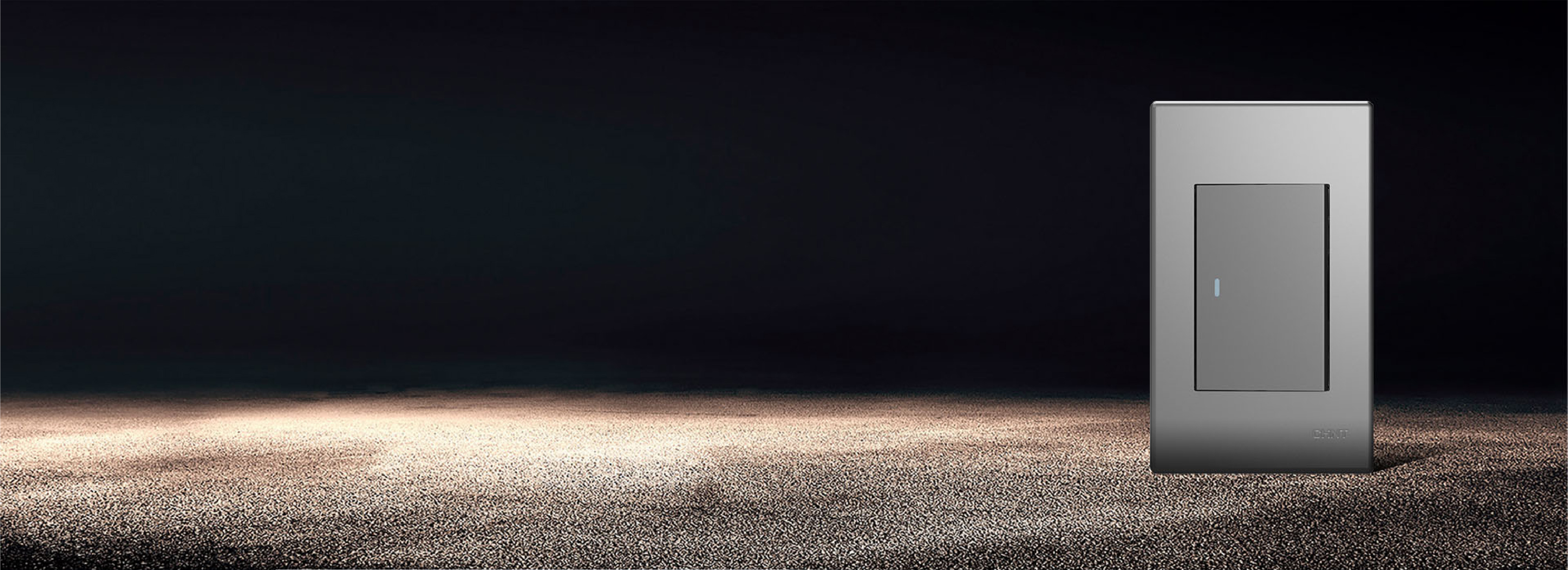 NEW9N系列開關(guān)面板
 
 大而不凡，...