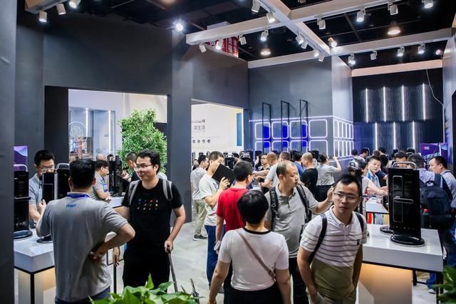 正泰智能鎖登陸永康門博會，助力經(jīng)銷商從零成長