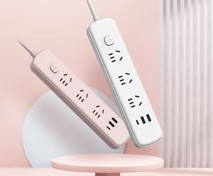 入學(xué)必備安全快充排插，插座不夠就用它