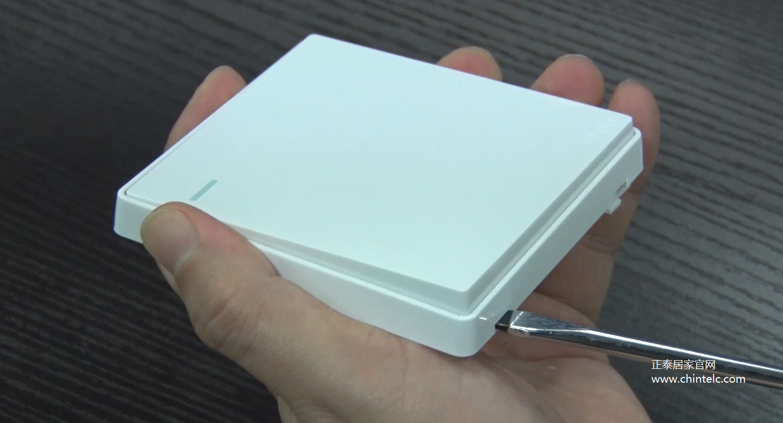 一開(kāi)雙控開(kāi)關(guān)怎么接線？一開(kāi)雙控開(kāi)關(guān)接線圖示1