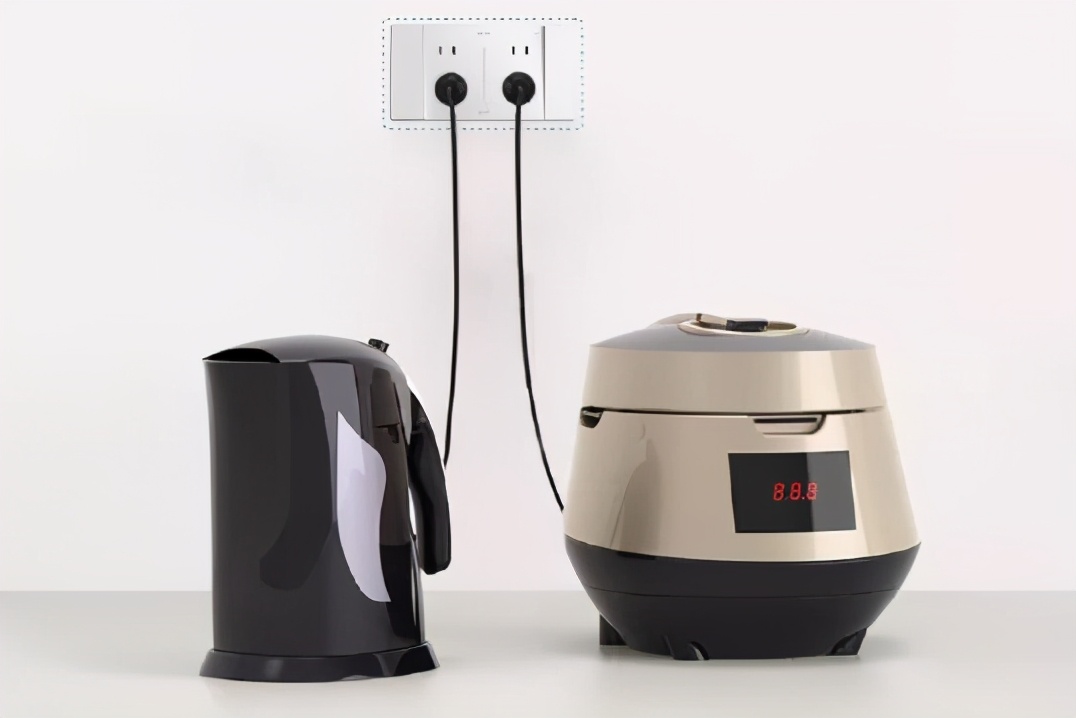 正泰防油污插座5 正泰防油污插座5