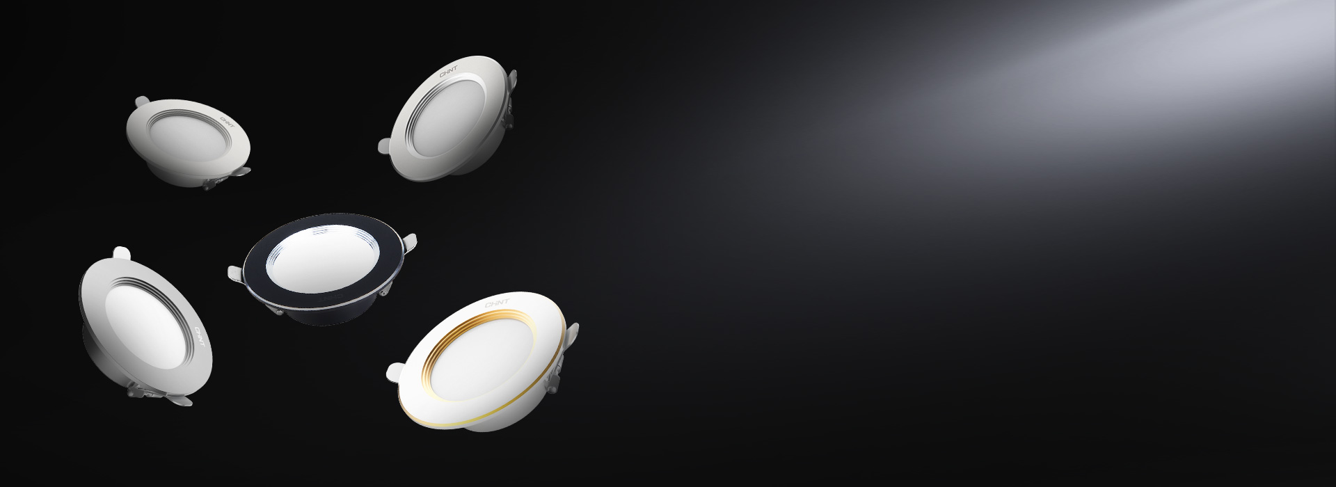 三層倒角防眩，呵護視力健康
 精工車鋁出...