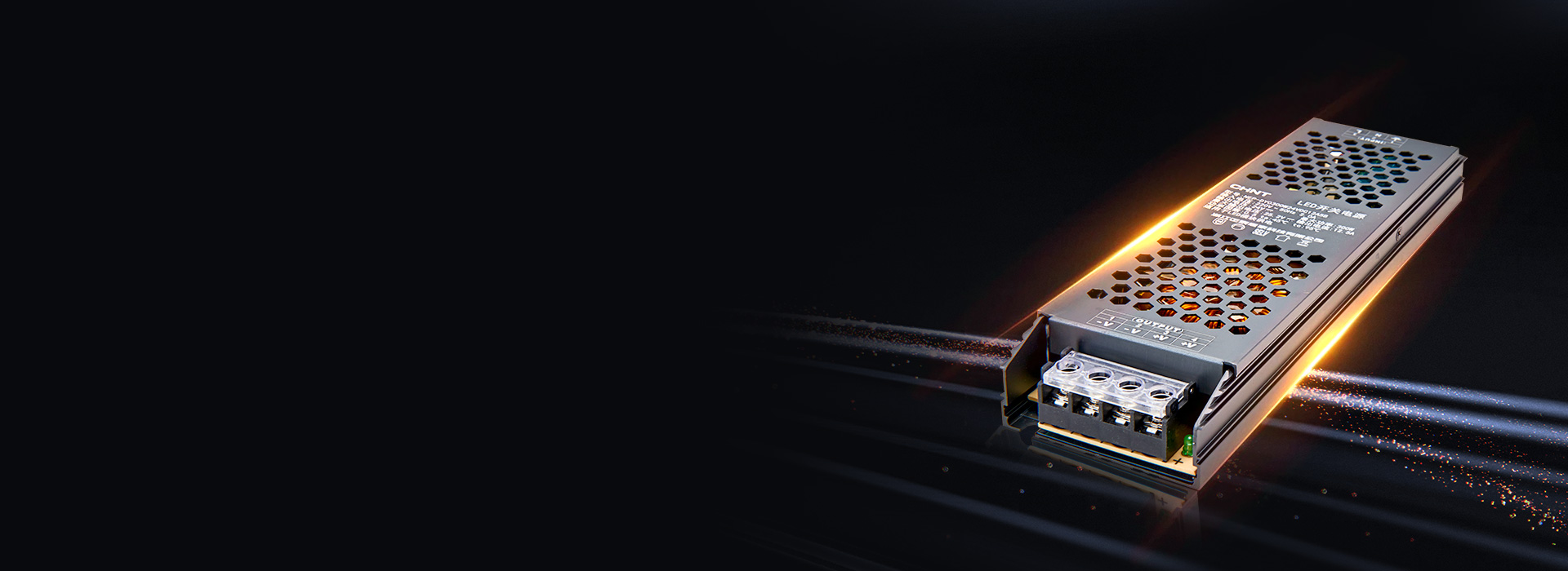 24V開關電源
 低壓安全，堅固耐用。
...