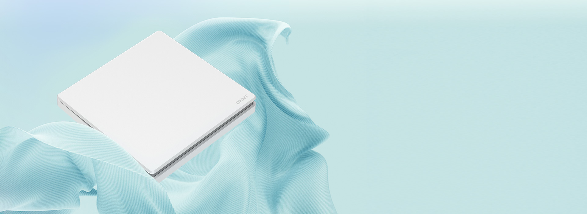 靠近，即心動(dòng)
 正泰開(kāi)關(guān)K3系列采用高級(jí)...