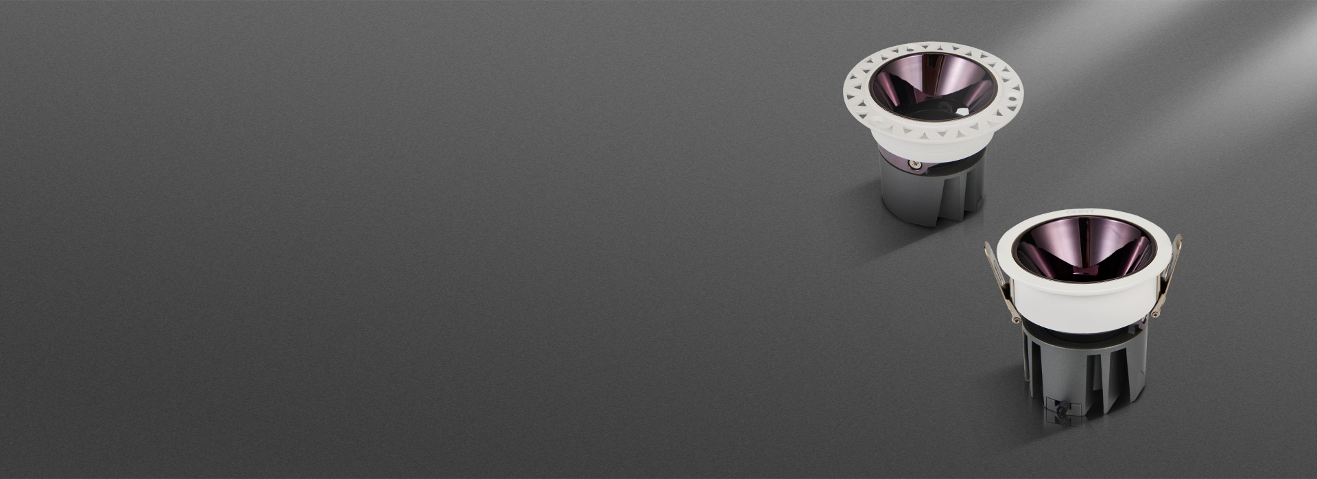 兩款燈具，滿足不同需求
 TH33系列天...