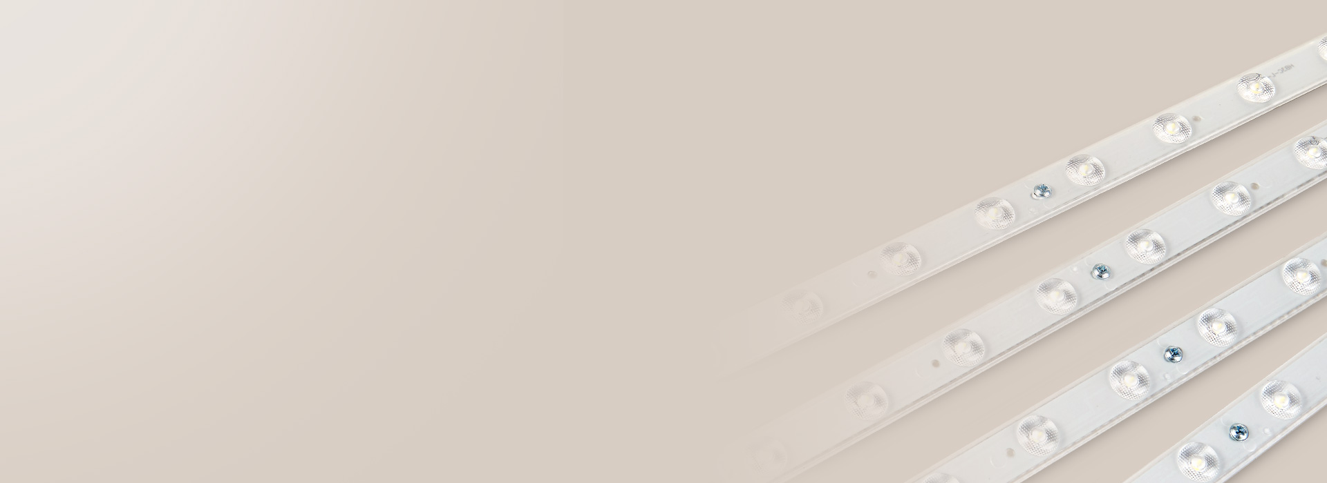 光學透鏡，光線柔和
 每顆燈珠均裝光學透...