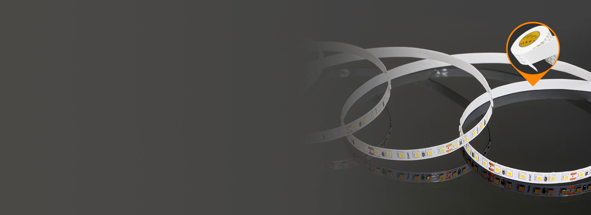 自帶背膠，安裝方便
 裸板燈帶，自帶強(qiáng)力...